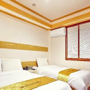 Hotel Rainbow